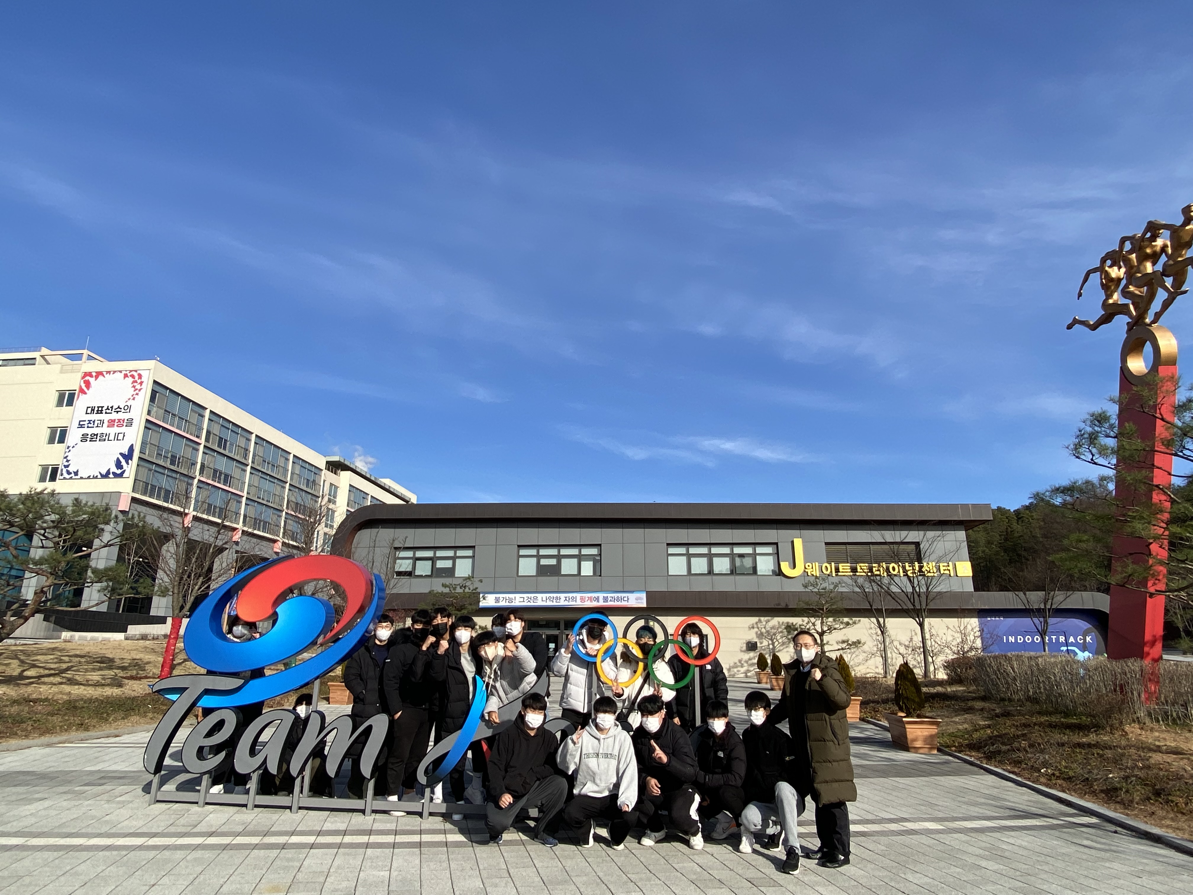 게시물의 1번째 이미지 - 하단 참조